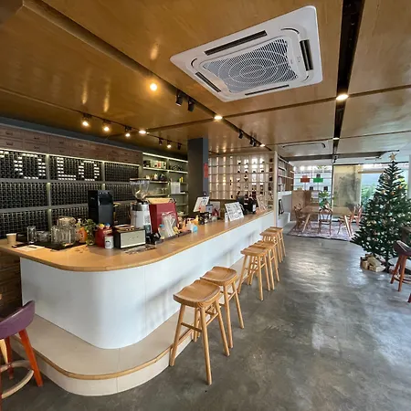 Yolo Bangkok Boutique Hotel