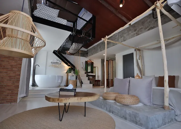 Yolo Boutique Hotel